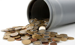 Rechtsgrundlagen und Vollzug der Abwasserabgabe Abwasserrohr + Münzgeld