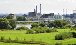 Verwaltungsverfahren zur Vollstreckung umweltrechtlicher Anforderungen durch die Behörde Industrielandschaft