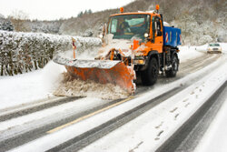 Praxis von Straßenreinigung und Winterdienst