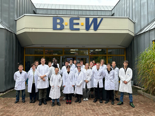 Gruppenfoto der neuen Auszubildenden 2025